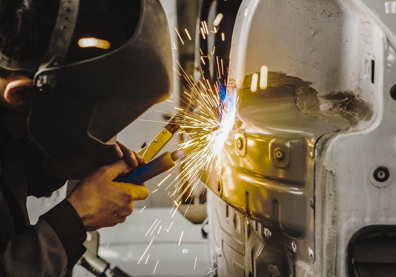 Brinz Karosserie GmbH - Karosseriebau, Unfallinstandsetzung und Autolackerei in Friedrichshafen am Bodensee